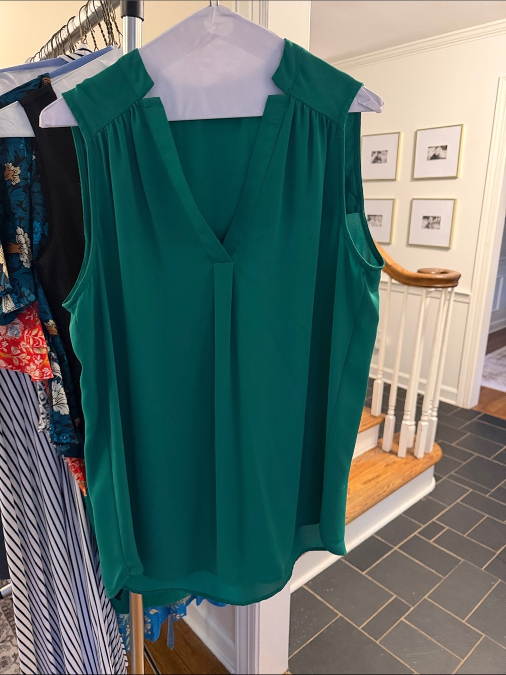 Pleione Emerald Green Sleeveless V-Neck Camisole